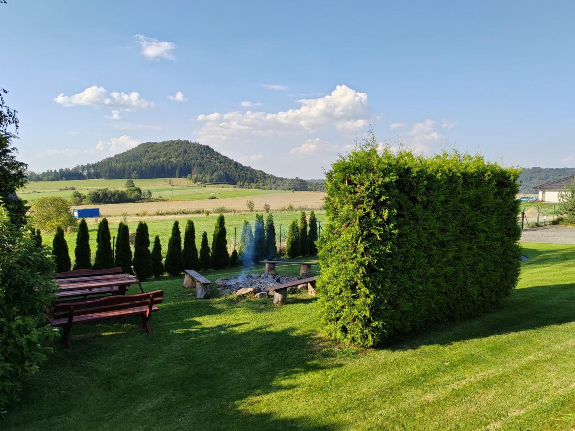 Villa Sloneczne Wzgorze Jezow Sudecki Esterno foto